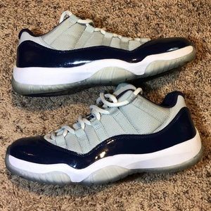 Jordan 11 Georgetown low’s